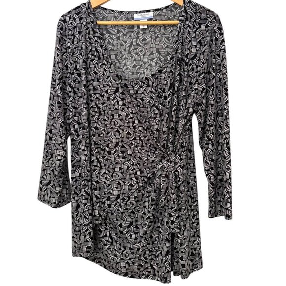 MOTHERHOOD MATERNITY Faux Wrap Nursing Top Blouse Black and White Size XL EUC - Picture 1 of 9